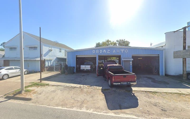 Gil's Auto Repair
