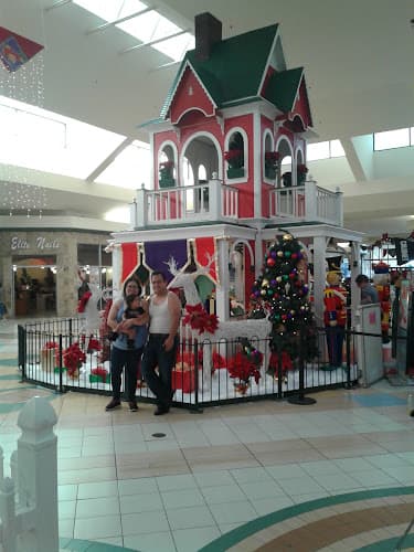 Central Mall
