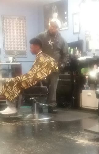 Celebrity Beauty & Barber Sln
