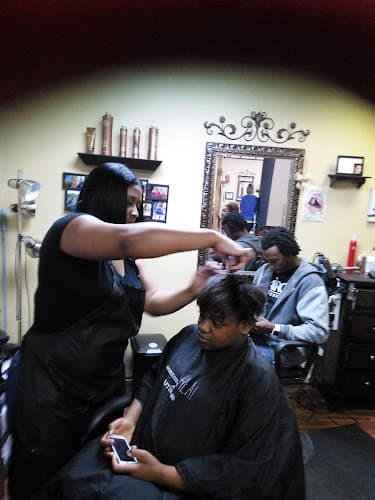 Hot Headz Hair Studio