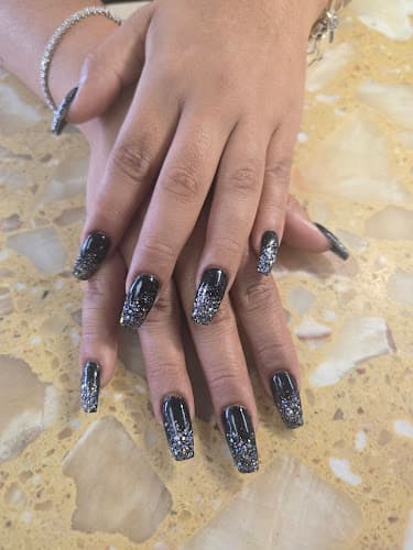 Morgan's Nails