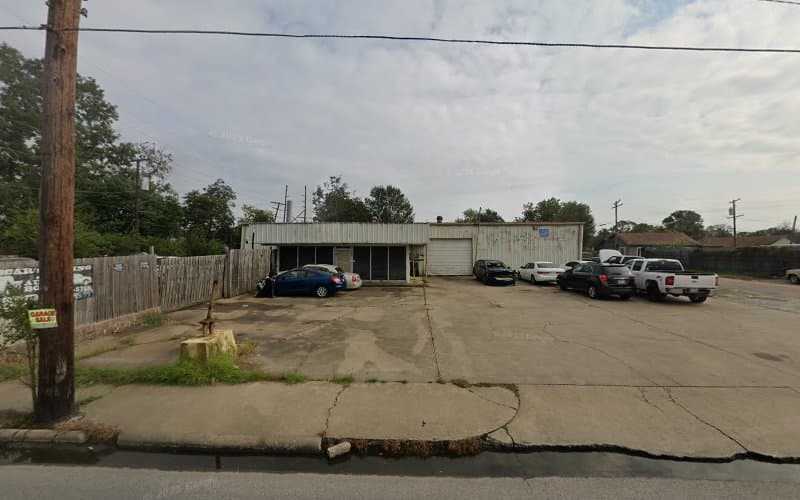 Oscar's towing and auto body