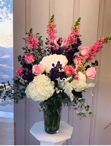 Avenue Flower Shop