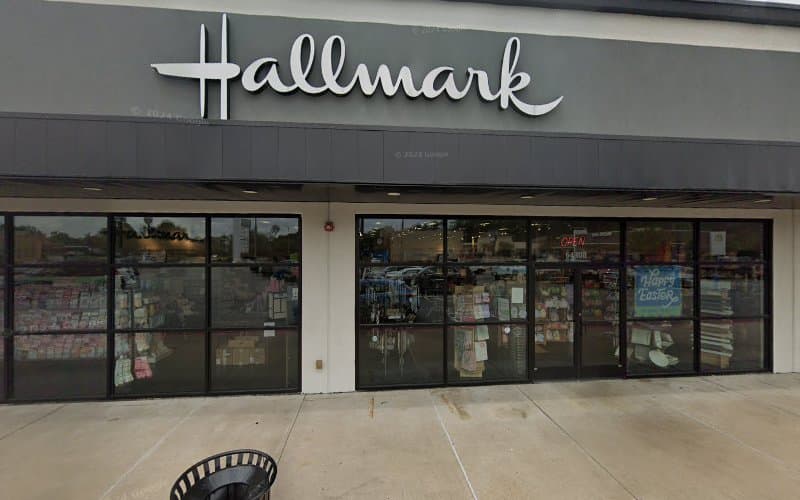 Hallmark Gold Crown in Beaumont, TX