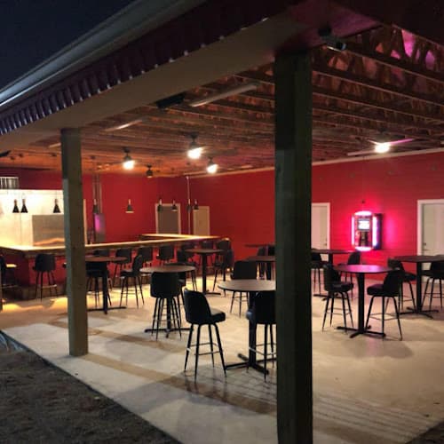 Red's Icehouse