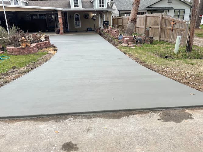 Martinez Guerrero Construction in Beaumont, TX