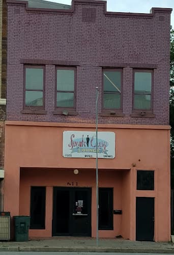 Speak Easy Lounge & Grill