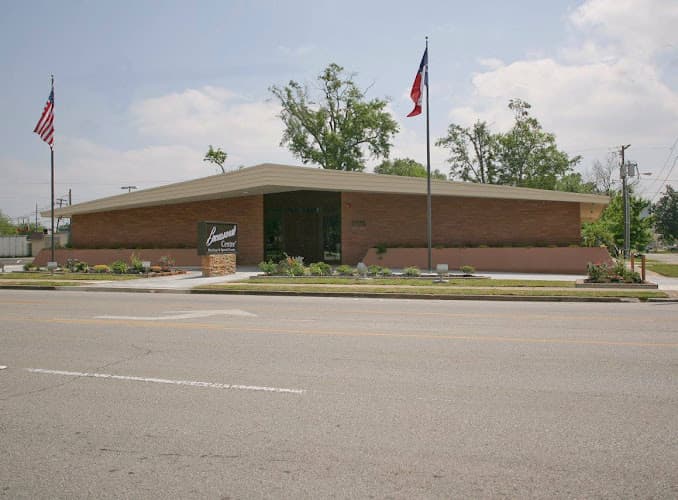 Broussard's Centre
