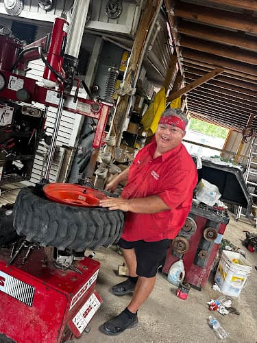 Lino's 24 Hours Tire Services in Trinity, TX