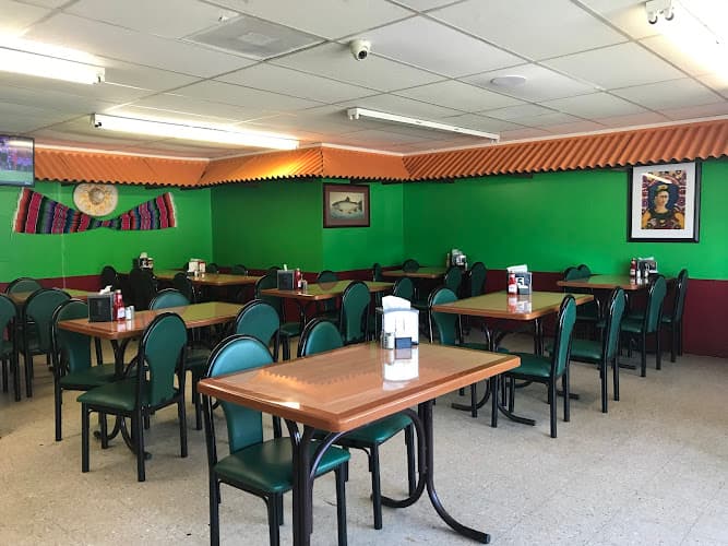 El Flamingo in Jasper, TX