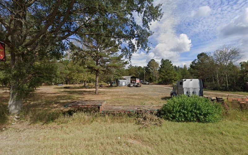 Salas Diesel Truck Repair Shop in Center, TX