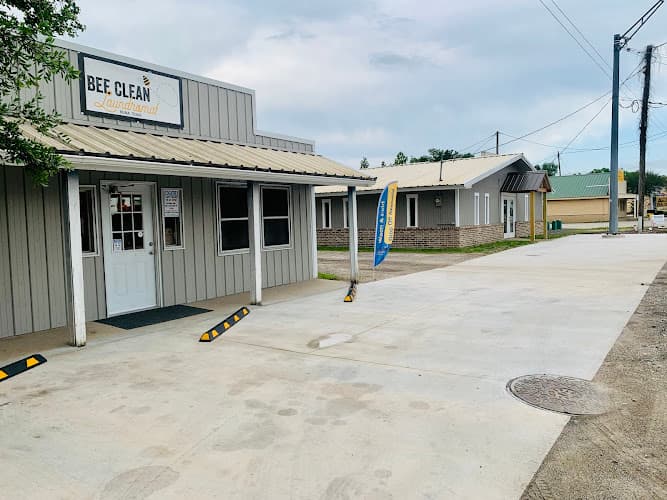 Buna's Bee Clean Laundromat