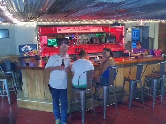 Bernice’s Dancehall & Gameroom