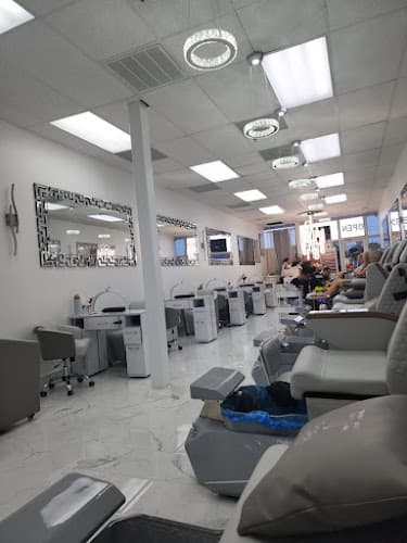 Premier Nail Bar Livingston 2