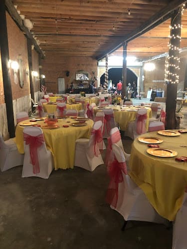 Weddings at Turkey Creek Farm