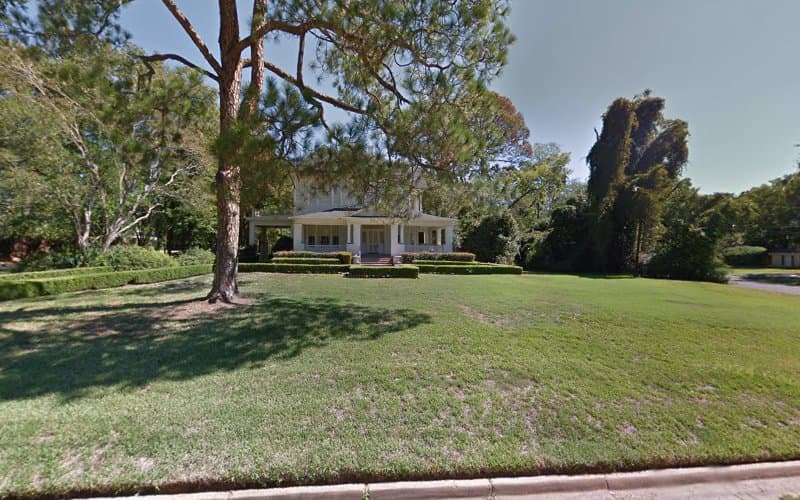 AA Davis Title LLC