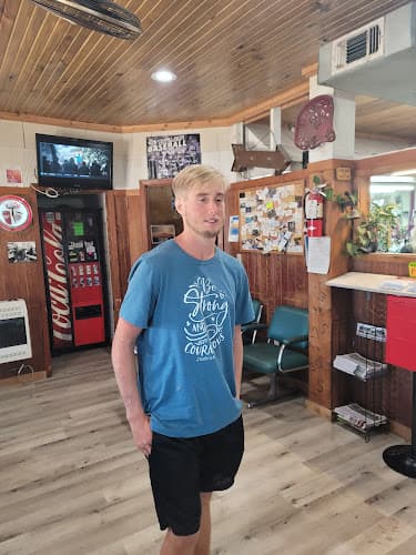 Johnny's Barber & Styling Shop