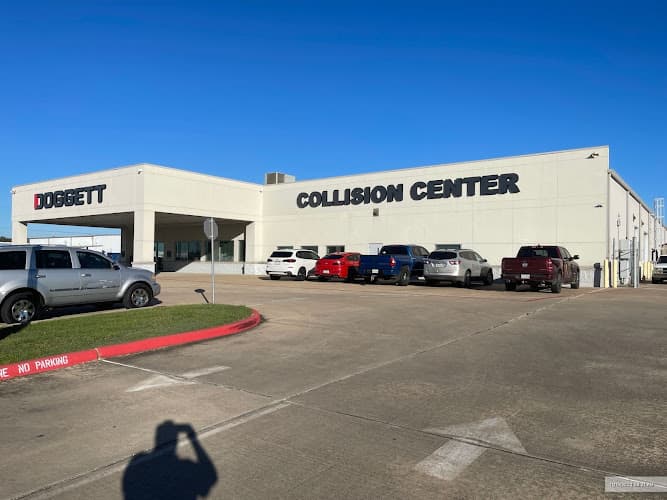 Doggett Collision Center Beaumont