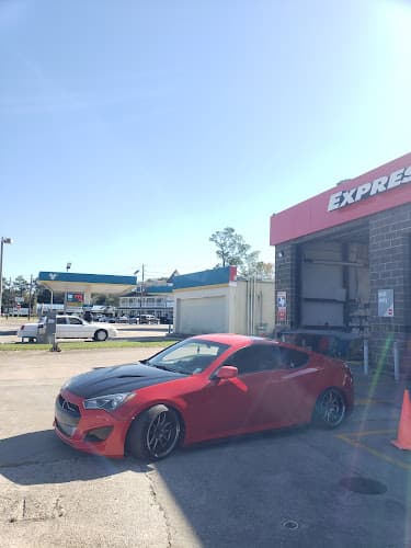 Johnson's Express Lube & Carwash