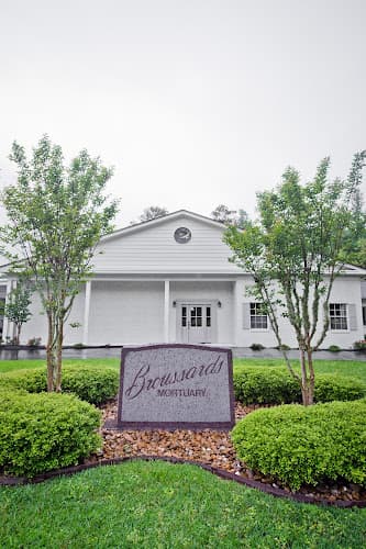 Broussard's Mortuary (Kountze)