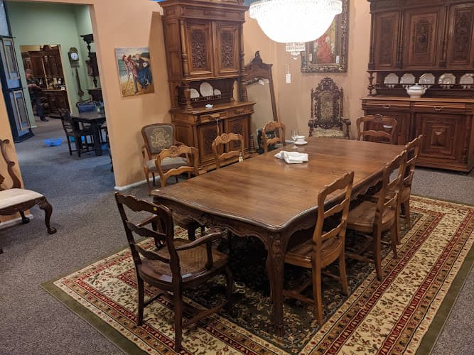 Snooper's Paradise Inc.- Fine European, Italian & French Antiques