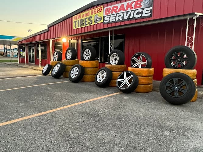 Sanchez Tire shop