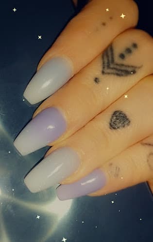 Queen Nails