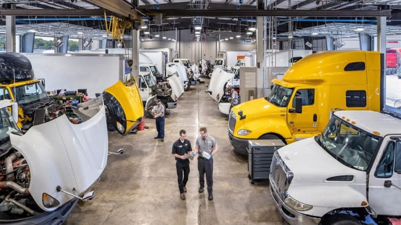 Rush Truck Centers - Beaumont Service