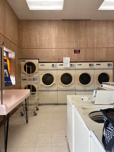 P C Market Grocery-Washateria