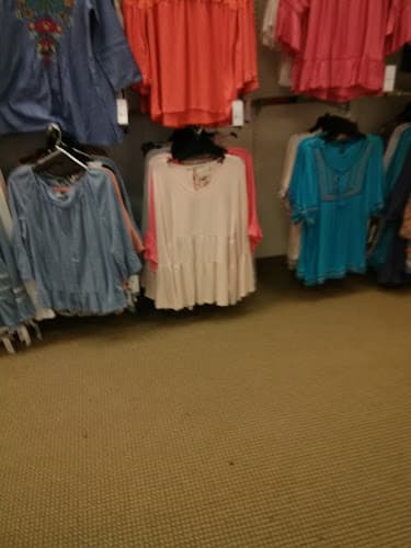 bealls in Crockett, TX