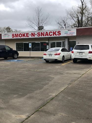 Smoke n snack grocery store