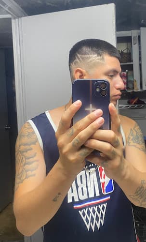 El Diamante Barbershop