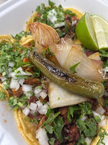 TACOS LOS REYES