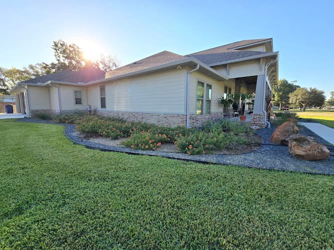Mid County Lawn Landscape & Lighting in Nederland, TX