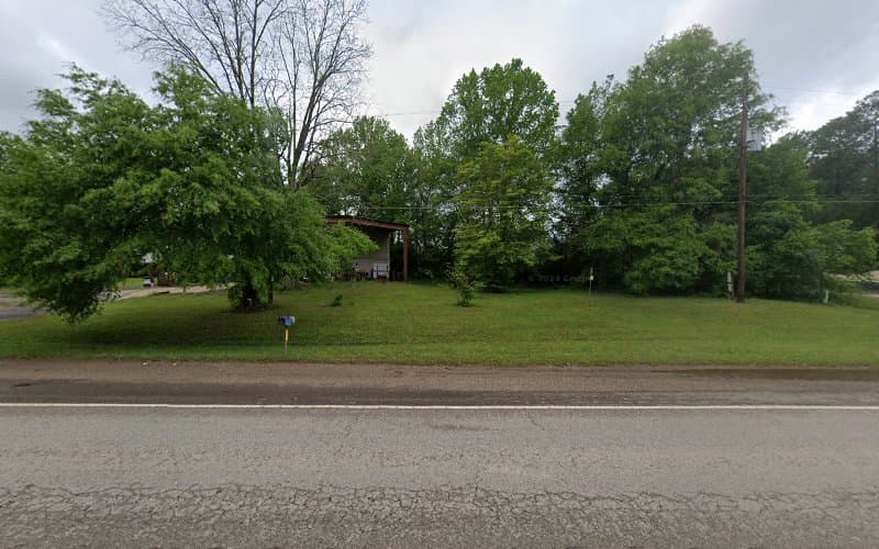 Woodville Auction Barn