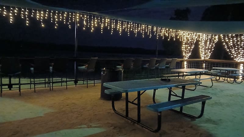 Bobbers Restaurant @ Six Mile Marina