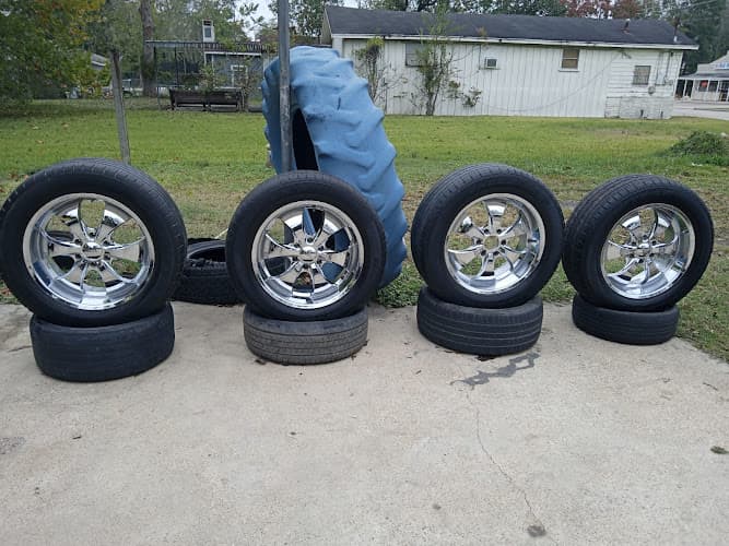 Los 2 hermanos Llantera Mobil. - mobile tire