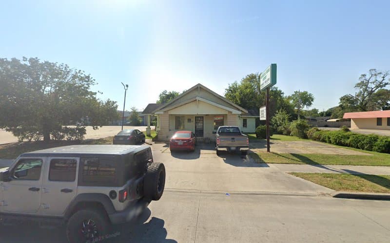 Adams Street Apartments