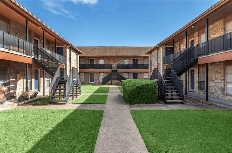 Laurel Heights Apartments