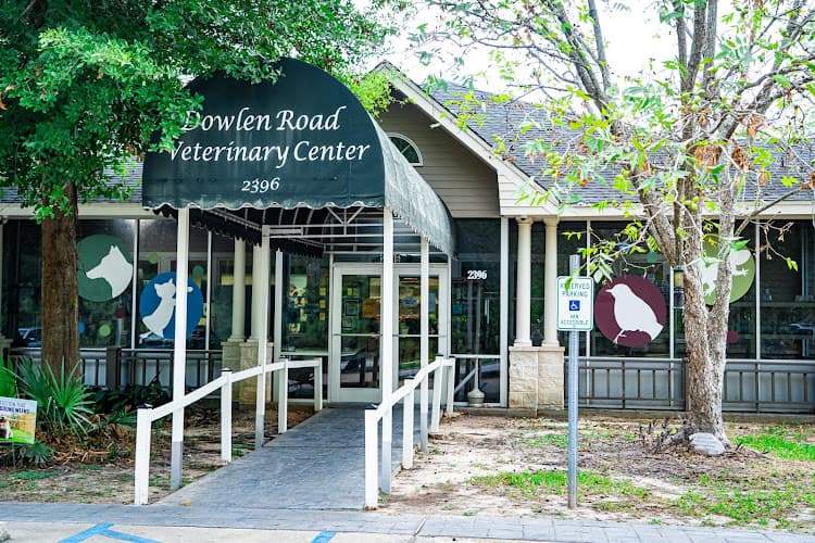 Dowlen Road Veterinary Center