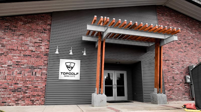 5 Under Golf Center