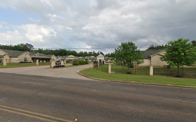 Vista Pines Apartment Homes (Senior Living)
