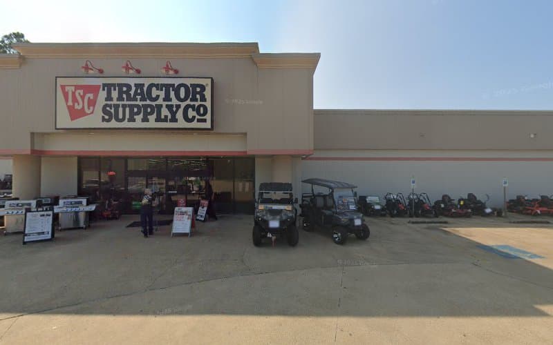 Alco Discount Store in Hemphill, TX