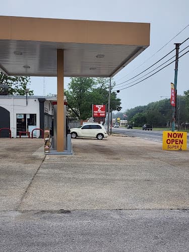 Super Z Food Market in Trinity, TX