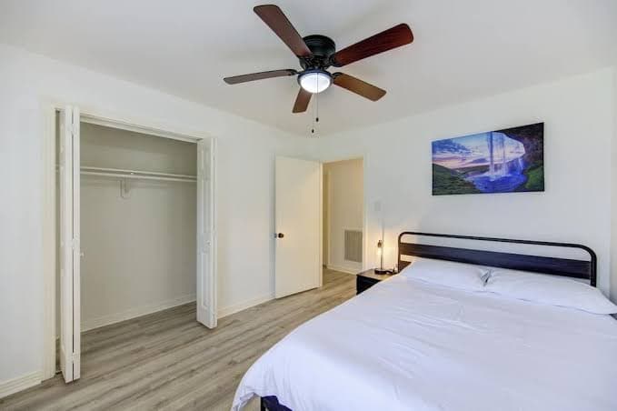 Spacious 5 Bed Home w/ Massage chair