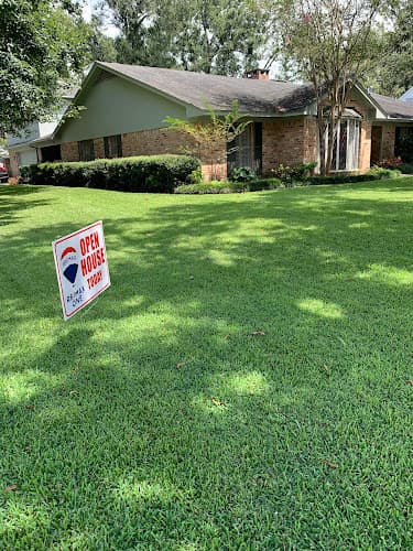 Ashley Hurlburt | Beaumont TX Realtor – RE/MAX ONE