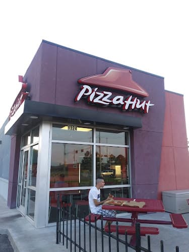 Pizza Hut