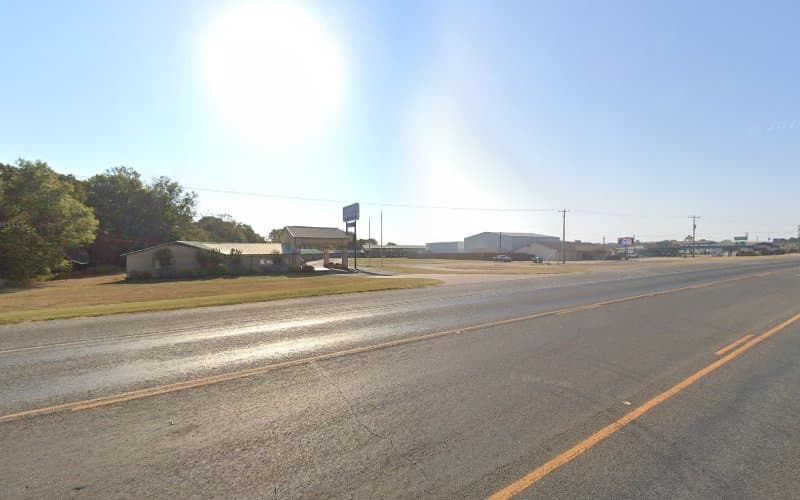 Express Inn & Suites in Crockett, TX
