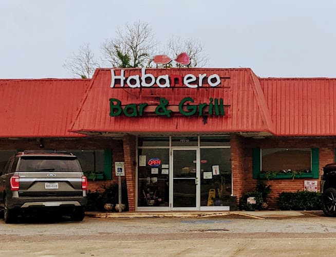 El Habanero Bar & Grill