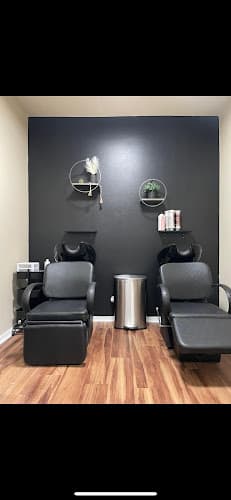 Luxe Salon